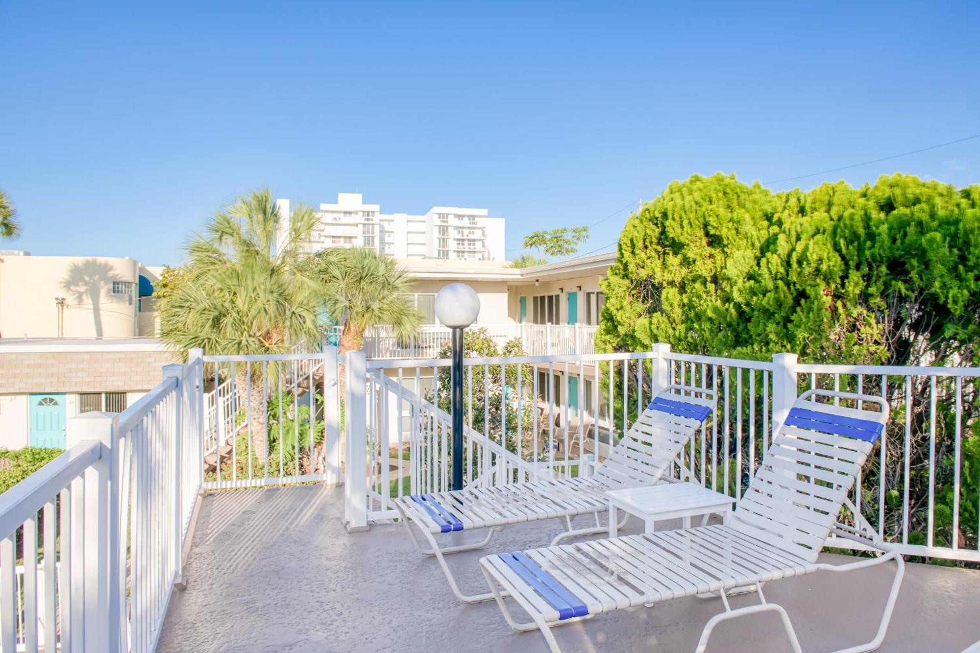 Floranada Condos Помпано Бич Номер фото